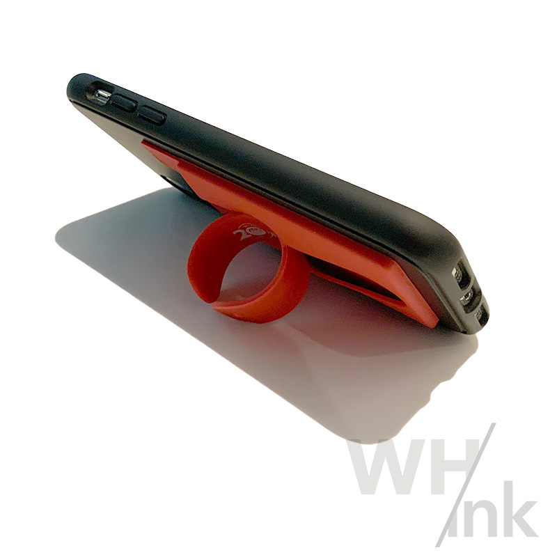 PhoneWallet-20-red-stand